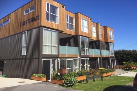 Photo of property in 42 Regent Street, Devonport, Auckland, 0624