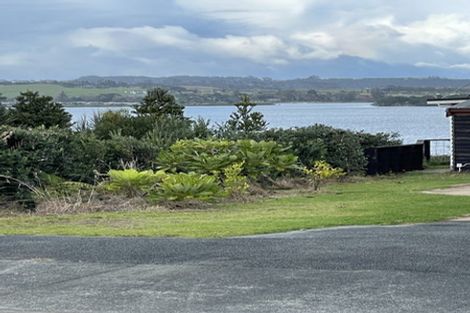 Photo of property in 2 Taimoana Close, Mangawhai Heads, Mangawhai, 0505