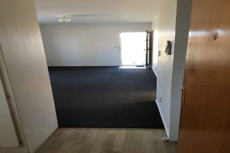 Photo of property in 89 Gossamer Drive, Pakuranga Heights, Auckland, 2010