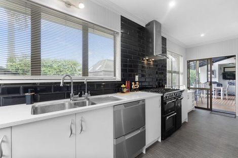 Photo of property in 11 Tiffiney Place, Chartwell, Hamilton, 3210