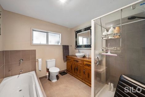 Photo of property in 1a Astrolabe Place, Gulf Harbour, Whangaparaoa, 0930