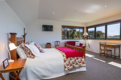 Photo of property in 254 Moetapu Bay Road, Moetapu Bay, Picton, 7282