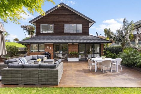 Photo of property in 2/6 Summermist Drive, Northpark, Auckland, 2013