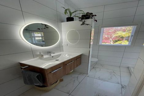 Photo of property in 6 Fendalton Crescent, Pinehaven, Upper Hutt, 5019