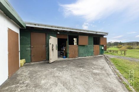 Photo of property in 293 Ararimu Valley Road, Helensville, Waimauku, 0882