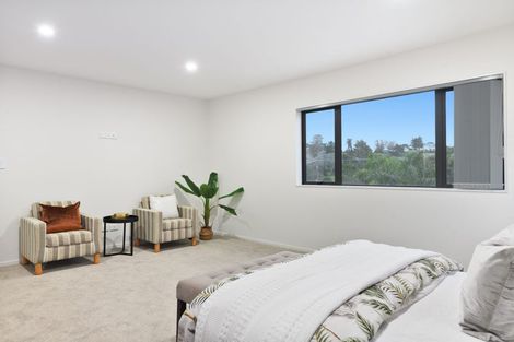 Photo of property in 292 Birdwood Road, Massey, Auckland, 0614