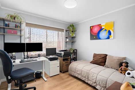 Photo of property in 43 Desert Gold Street, Ascot Park, Porirua, 5024