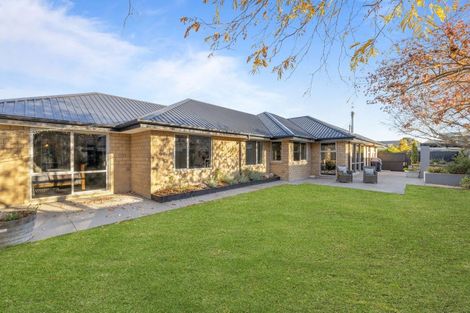 Photo of property in 33 Broadhaven Avenue, Parklands, Christchurch, 8083