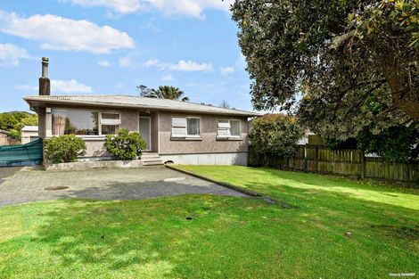 Photo of property in 108 Tirimoana Road, Te Atatu South, Auckland, 0602