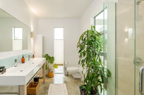 Photo of property in 9 Neptune Place, Waimairi Beach, Christchurch, 8083