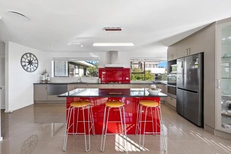 Photo of property in 15 Pigeon Mountain Road, Half Moon Bay, Auckland, 2012