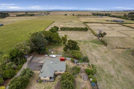 Photo of property in 1277 South Road, Manaia, Hawera, 4678