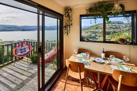 Photo of property in 9 Kenef Road, Paremata, Porirua, 5024