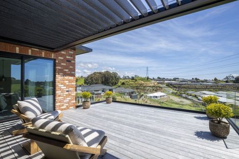 Photo of property in 51 Fernbrook Drive, Hurworth, New Plymouth, 4310