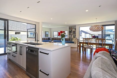 Photo of property in 75 Bert Wall Drive, Omokoroa, 3114