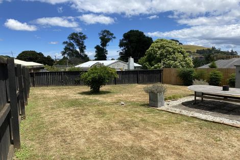 Photo of property in 5 Taratoa Street, Point England, Auckland, 1072