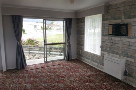 Photo of property in 12a Cameron Street, Waimate, 7924