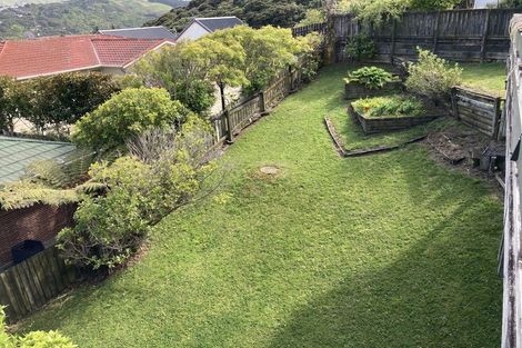 Photo of property in 10 Mervyn Place, Plimmerton, Porirua, 5026