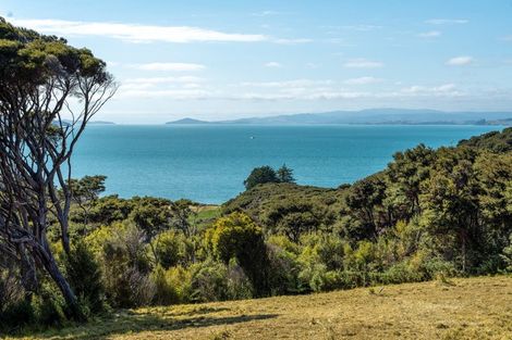 Photo of property in 40 Walter Frank Drive, Waiheke Island, 1971