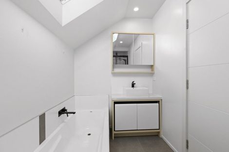 Photo of property in 4/24 Lyon Street, Frankton, Hamilton, 3204