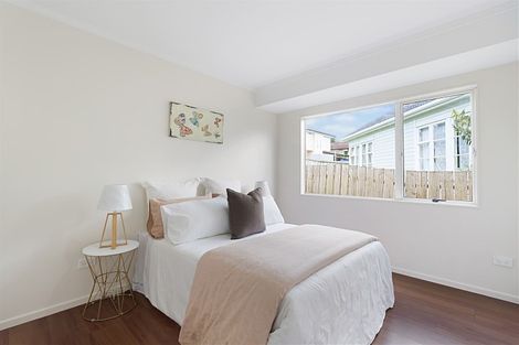 Photo of property in 2 Whitmore Road, Mount Roskill, Auckland, 1041