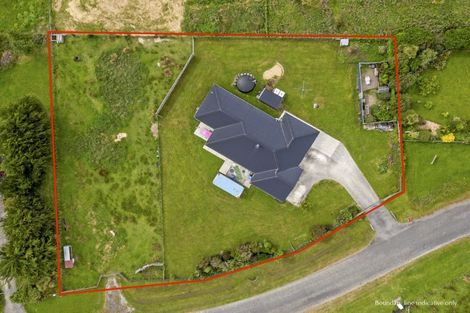 Photo of property in 12 Highland View Drive, Tokomaru, Palmerston North, 4474
