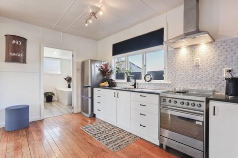 Photo of property in 178a High Street, Oxford, 7430