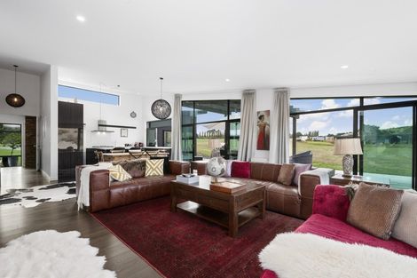 Photo of property in 6 The Fairways, Kinloch, Taupo, 3377