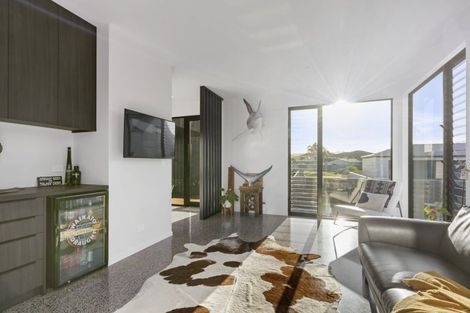 Photo of property in 621b Harbour View Road, Whangamata, 3620