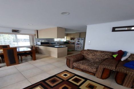 Photo of property in 2/3 Arthur Road, Hillpark, Auckland, 2102