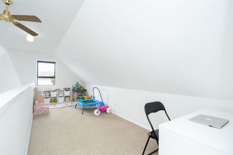Photo of property in 15 Caulfield Place, Nawton, Hamilton, 3200