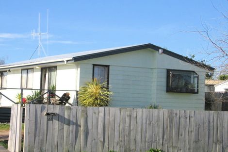 Photo of property in 23 Lloyd Drive, Nawton, Hamilton, 3200