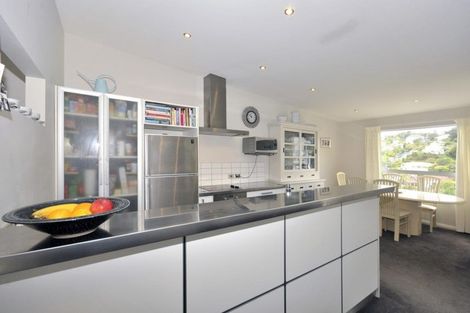 Photo of property in 21 Kopiko Way, Brooklyn, Wellington, 6021