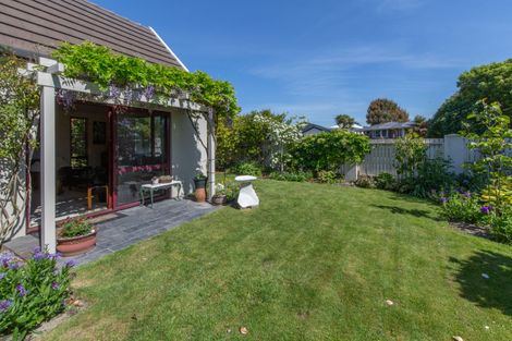 Photo of property in 8 Braco Place, Burnside, Christchurch, 8041