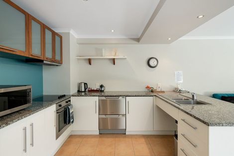 Photo of property in 102/178 Marine Parade, Mount Maunganui, 3116