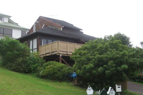 Photo of property in 2/14 Marigold Place, Mairangi Bay, Auckland, 0630