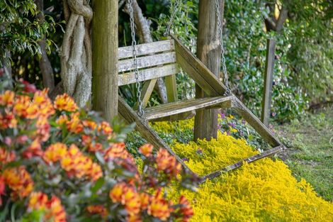 Photo of property in 69a Pipitiwai Drive, Helensville, Kaukapakapa, 0871