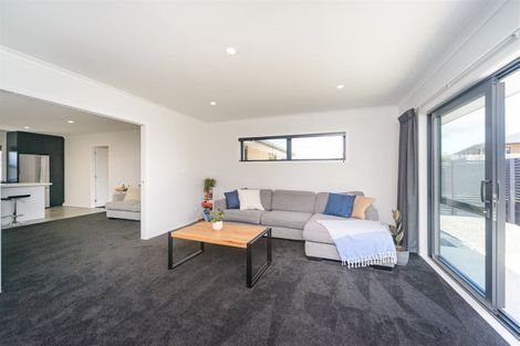 Photo of property in 8 Poplar Grove, Feilding, 4702