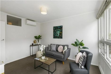 Photo of property in 24a Deller Grove, Silverstream, Upper Hutt, 5019