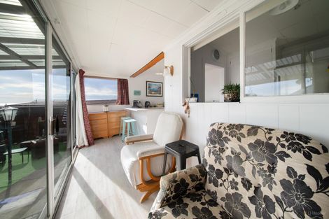 Photo of property in 70-70a High Street, Kensington, Timaru, 7910