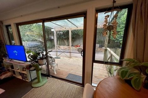 Photo of property in 3/17 Paris Place, Birkenhead, Auckland, 0626