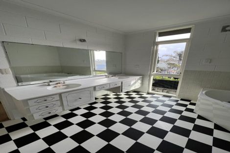 Photo of property in 4/5 Sinclair Street, Devonport, Auckland, 0624