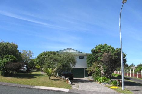 Photo of property in 102 Sycamore Drive, Sunnynook, Auckland, 0620