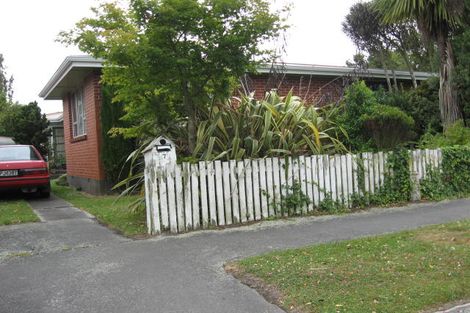 Photo of property in 7 Milnebank Street, Upper Riccarton, Christchurch, 8041