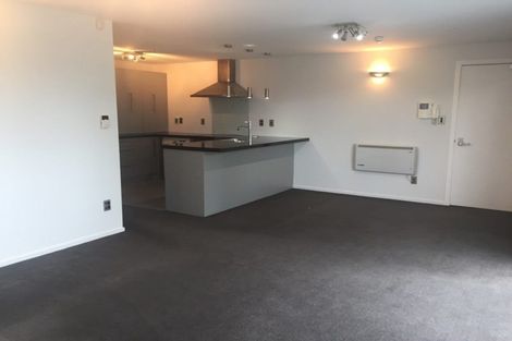 Photo of property in 10/16 Hutcheson Street, Sydenham, Christchurch, 8023