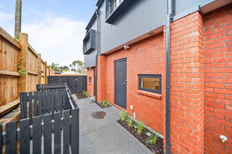 Photo of property in 7/97 Atkinson Road, Titirangi, Auckland, 0604