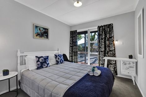 Photo of property in 31a Truby King Street, Merrilands, New Plymouth, 4312