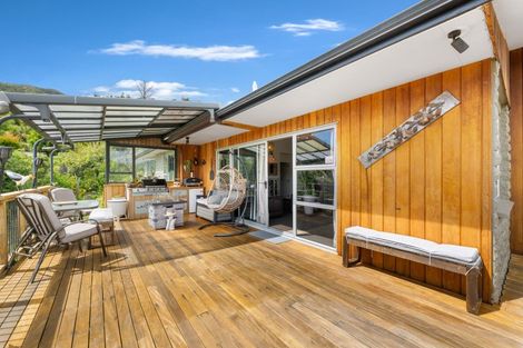 Photo of property in 32-34 Moana View Road, Waikawa, Picton, 7220
