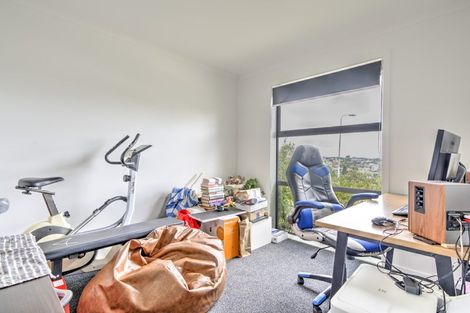 Photo of property in 2/31 Russleigh Drive, Dinsdale, Hamilton, 3204