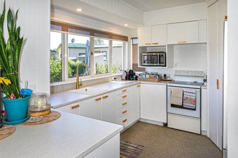 Photo of property in 39b Marlin Place, Whiritoa, Whangamata, 3691